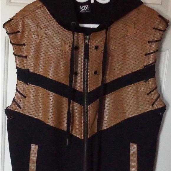 Hooded Vest style jacket - Picture 2 of 4
